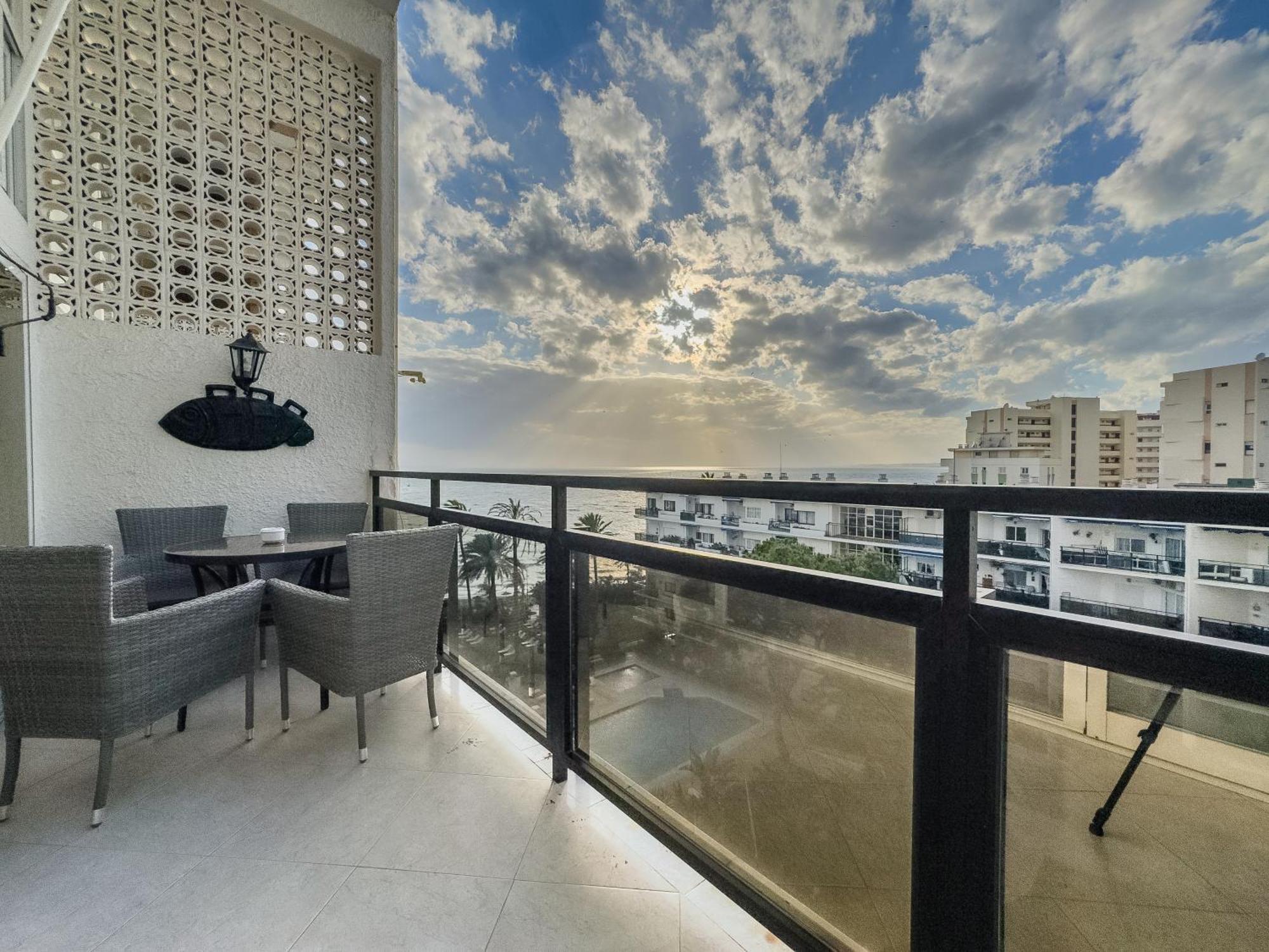 Skol 408A 2 Bedrooms Duplex With Sea Views Marbella Exteriér fotografie
